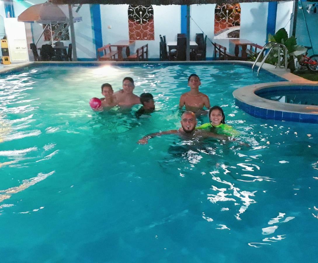 Hostal Aruba Atacames Zewnętrze zdjęcie